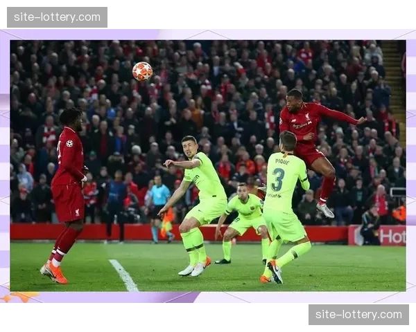 西甲三强争霸格局延续 战术多元化趋势明显