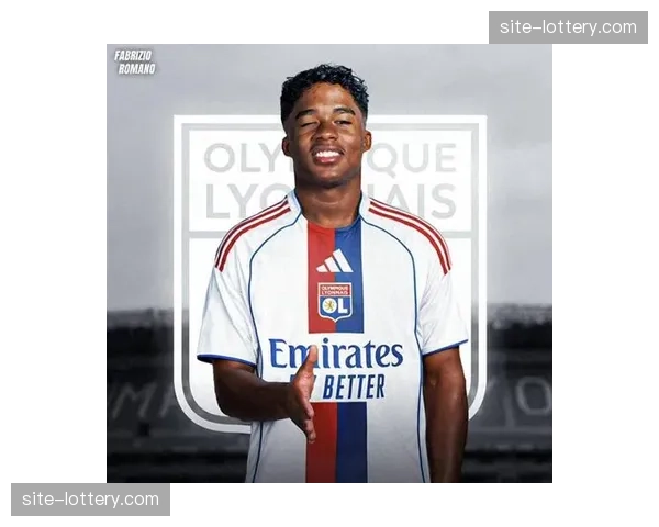 巴西恩德里克首发中锋引争议 大赛经验不足成隐患